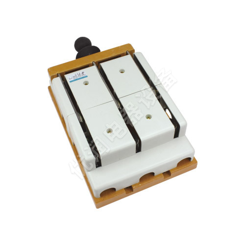 HD11F/HS11F系列保護(hù)型開啟式刀開關(guān)